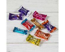 Load image into Gallery viewer, Cadbury Roses Carton - 290g