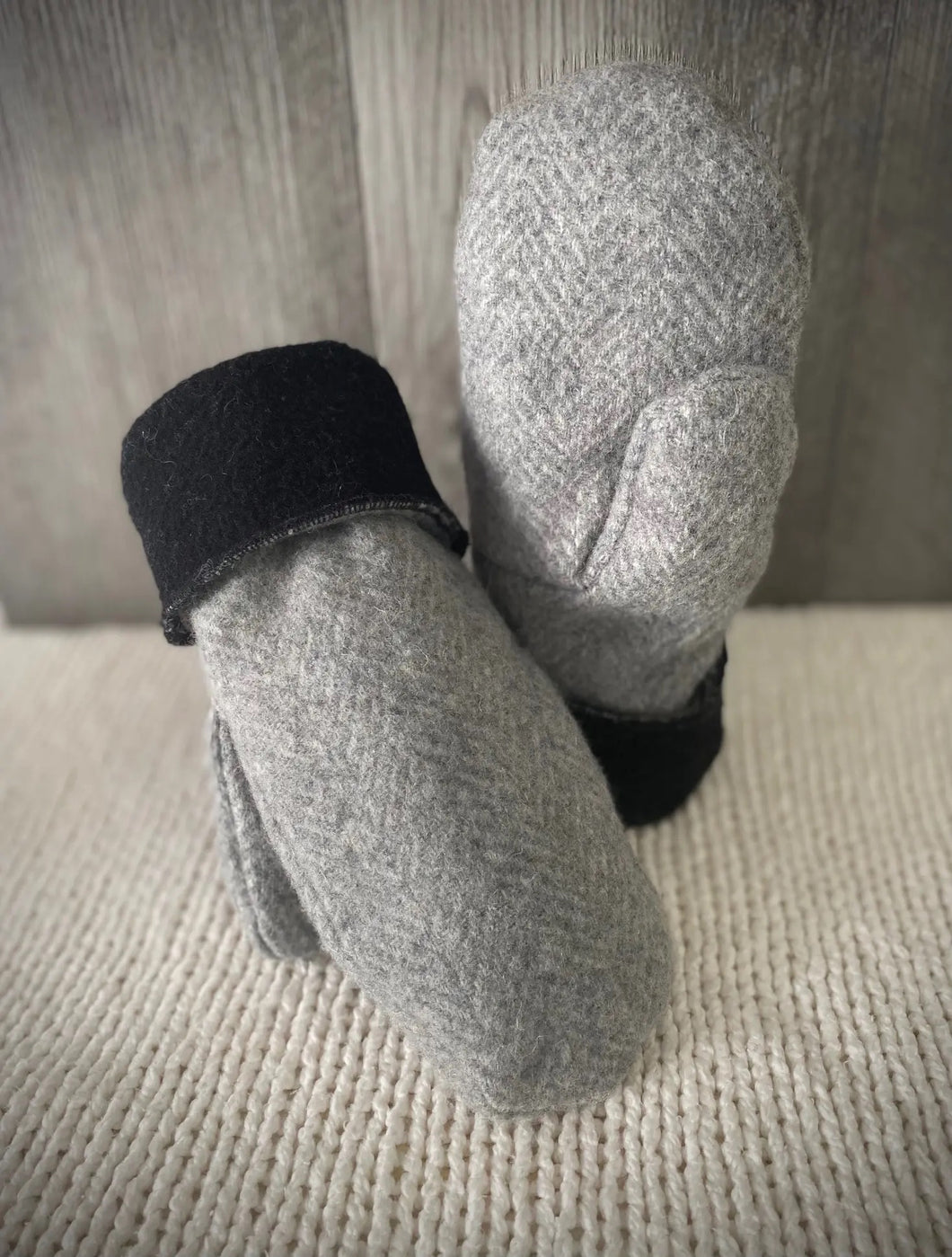 Mittens – Grey Herringbone
