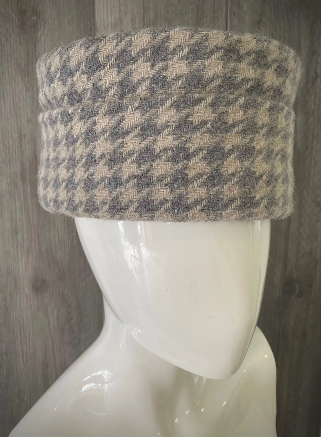 Wool Pillbox Hat – Houndstooth