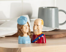 Load image into Gallery viewer, William &amp; Kate Salt &amp; Pepper
