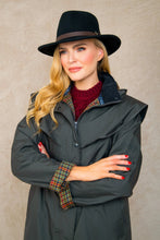 Load image into Gallery viewer, Boston Hat - Black
