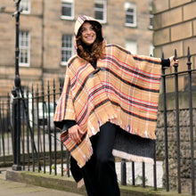 Load image into Gallery viewer, Glen Appin Tartan Poncho with Hood
