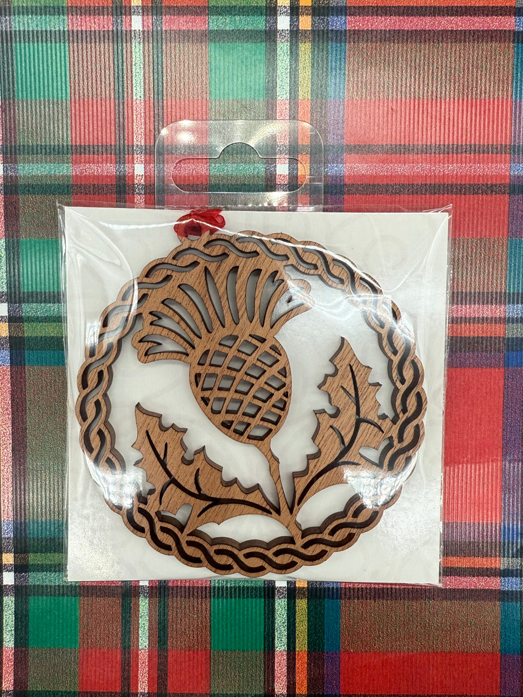 ORNAMENT ROUND THISTLE