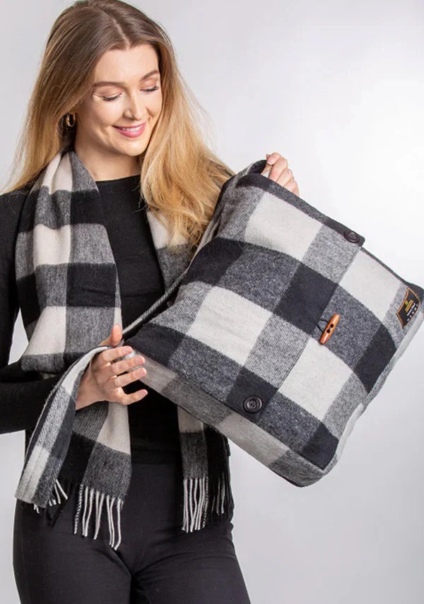 Patrick King Northumberland Keri Messenger Bag