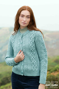 Short Button Cardigan