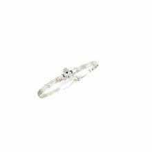 Load image into Gallery viewer, Claddagh Bangle - Small Expandable
