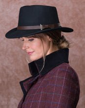 Load image into Gallery viewer, Boston Hat - Black
