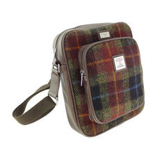Load image into Gallery viewer, Harris Tweed &#39;Tay&#39; Travel Bag
