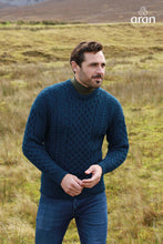 Load image into Gallery viewer, Aran Traditional Sweater
